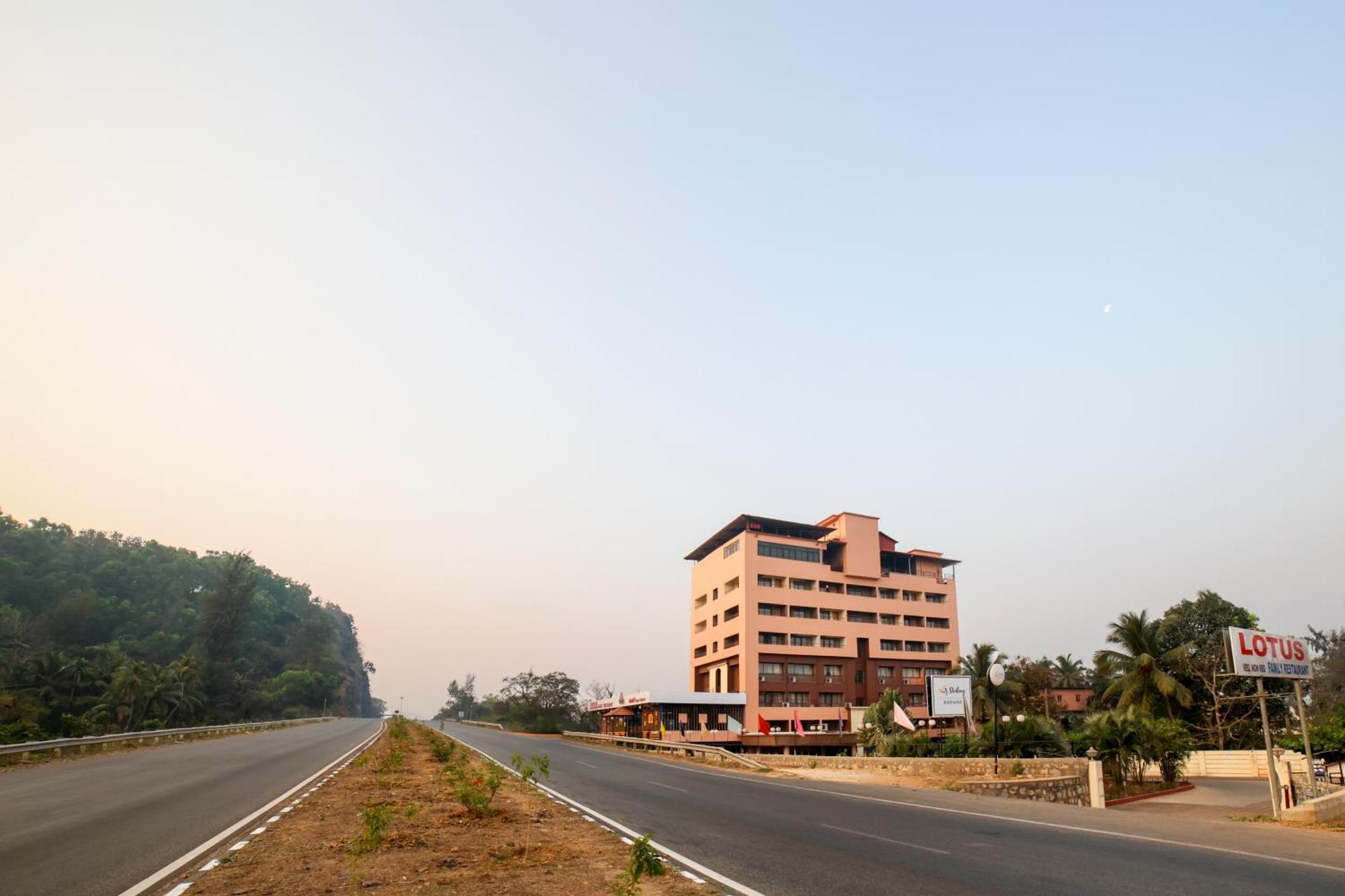 Hotel Sterling Karwar Exterior foto
