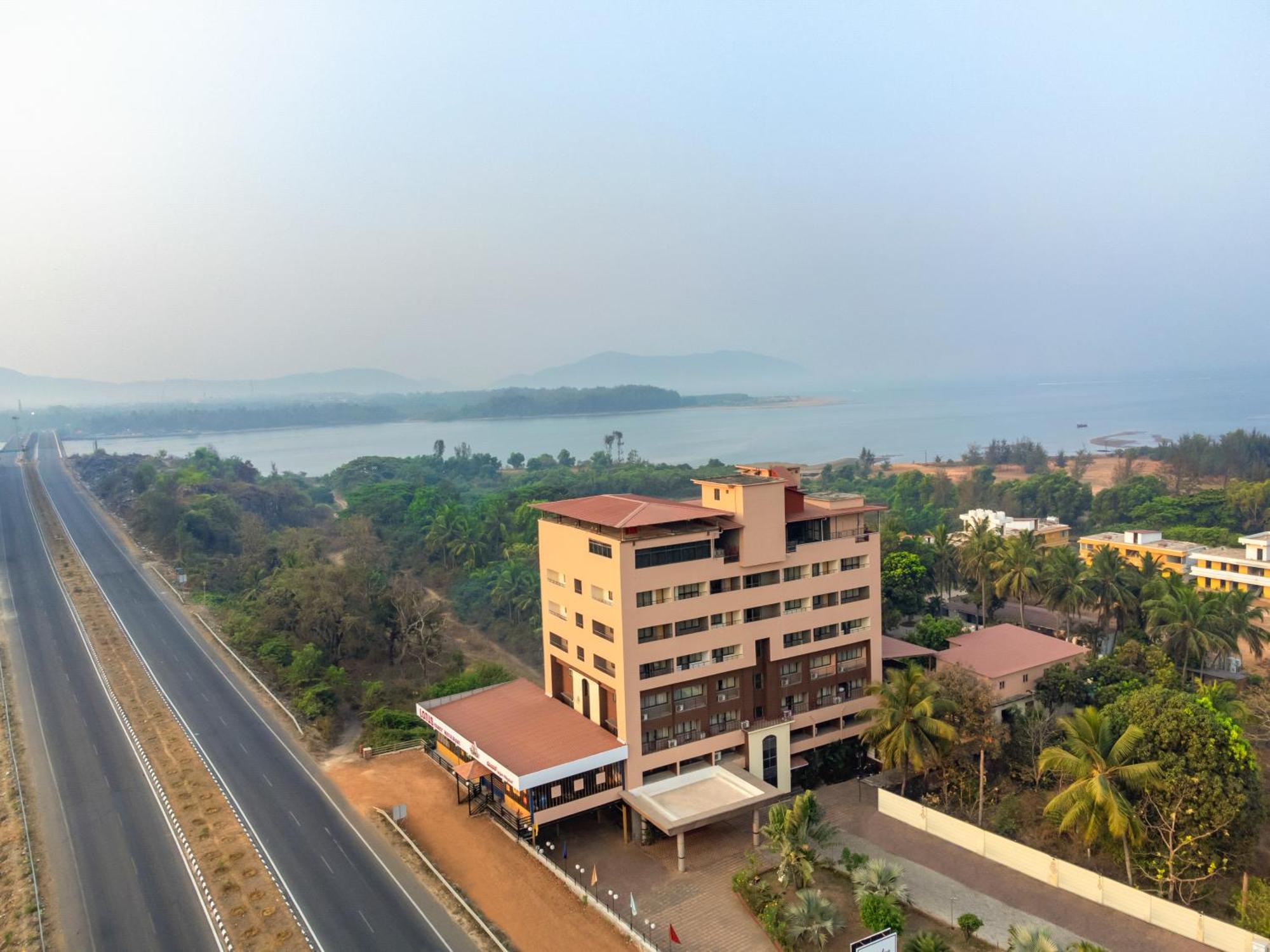 Hotel Sterling Karwar Exterior foto
