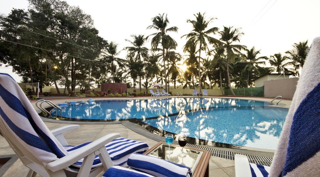 Hotel Sterling Karwar Exterior foto