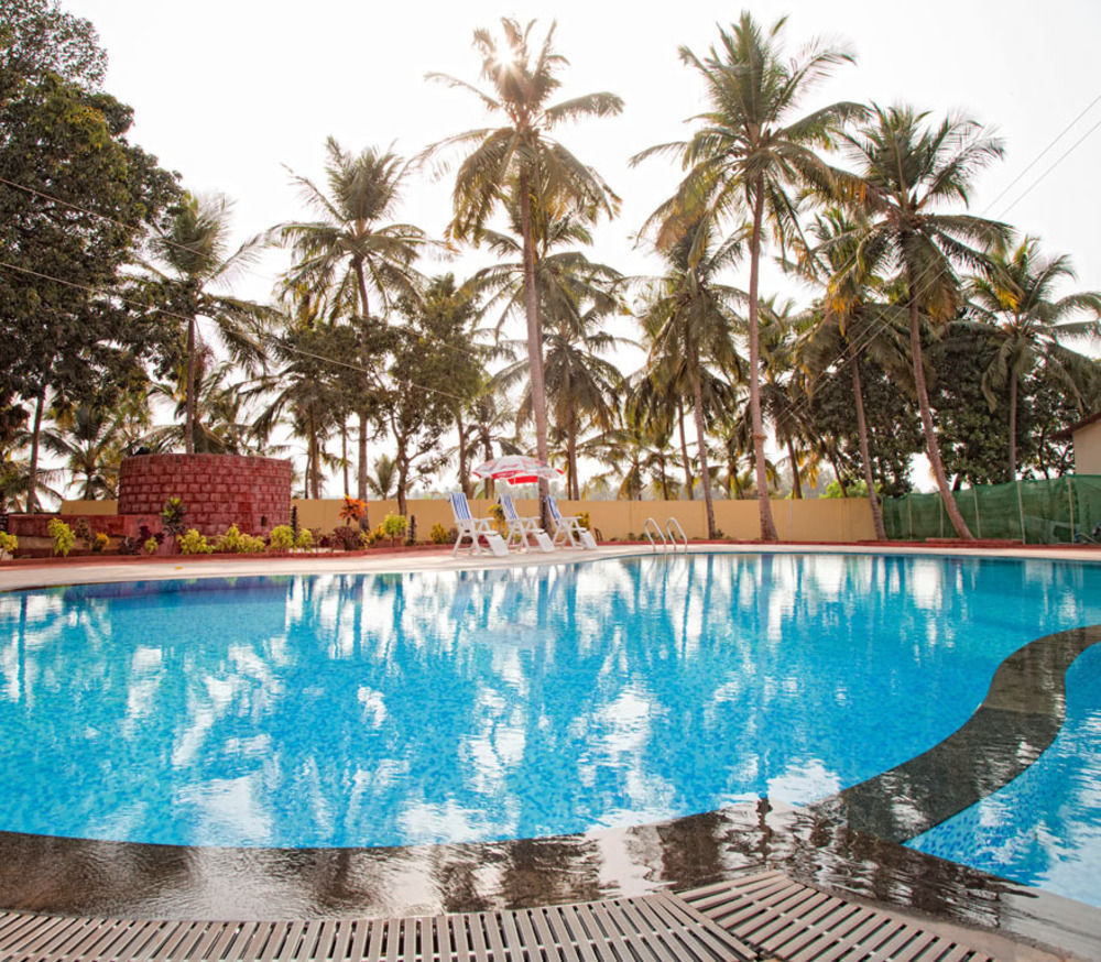 Hotel Sterling Karwar Exterior foto